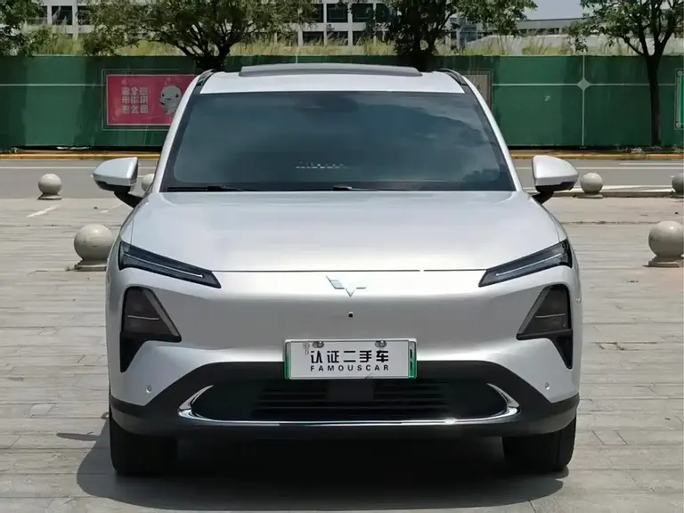 Wuling Starlight S 130 km Flagship