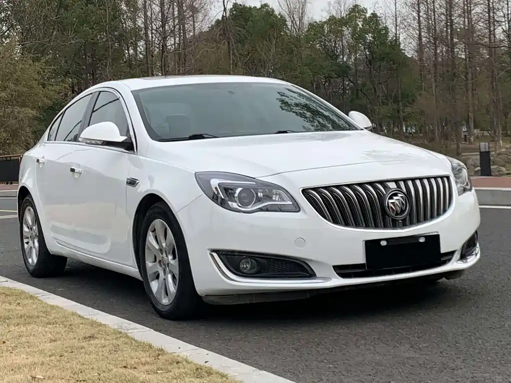 Regal 1.6 T Elite Tech