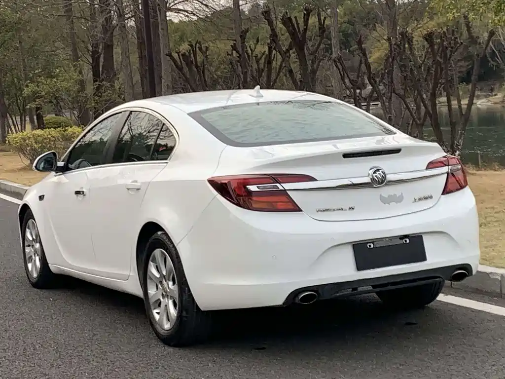 Regal 1.6 T Elite Tech