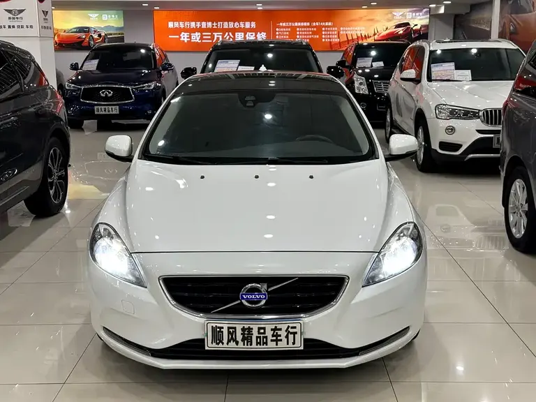 Volvo V40 T3 Smart Ease