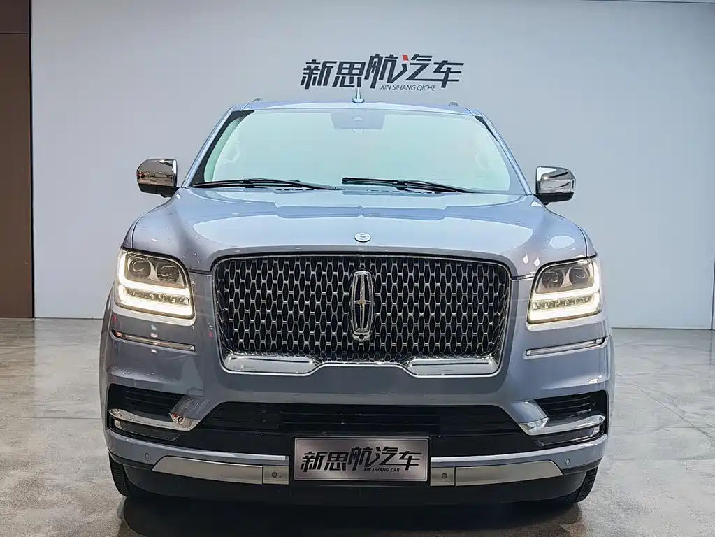 Navigator 3.5 T LWB President