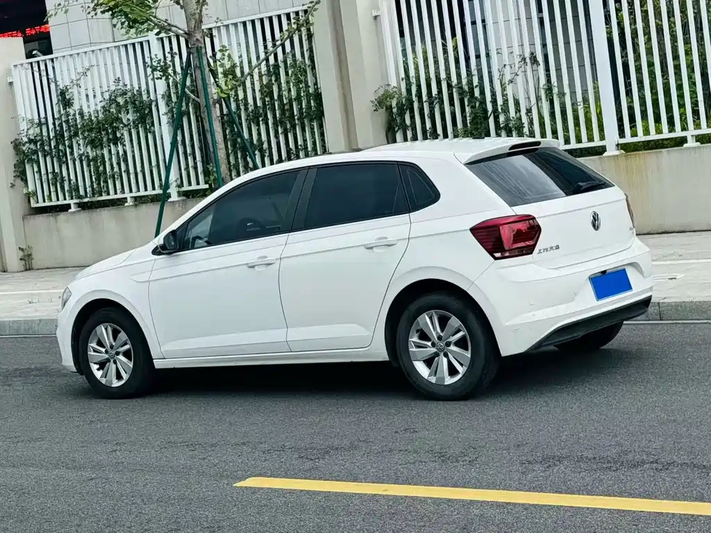 Polo Plus 1.5 L Auto Panoramic Pleasure