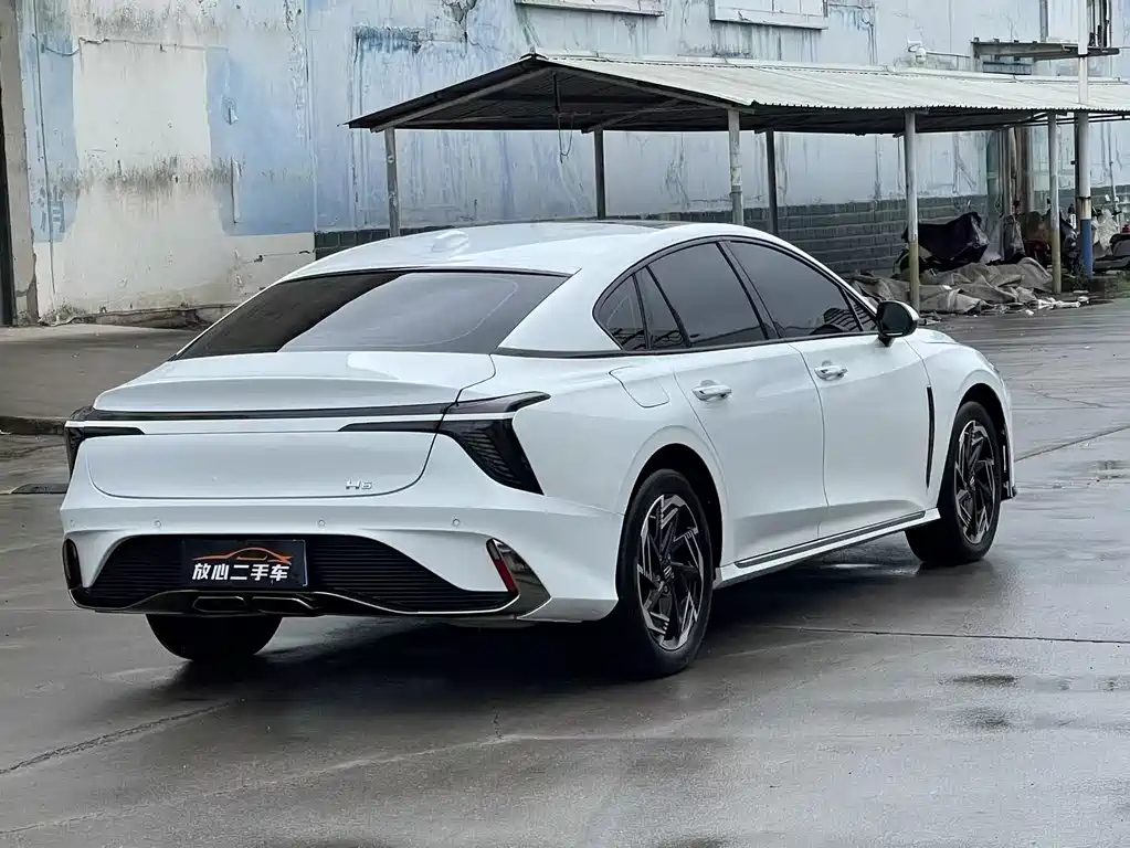 Hongqi H6 2.0 T Beauty