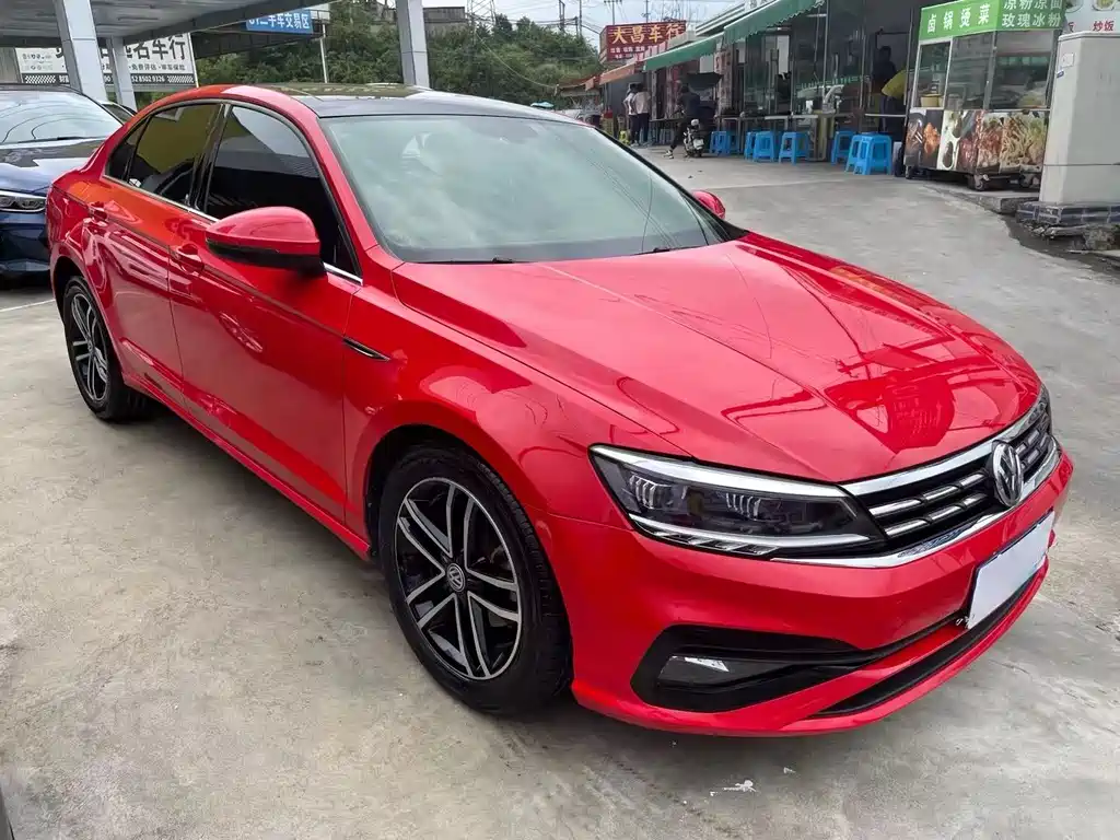 Lamando 280 TSI DSG Comfort CN-V
