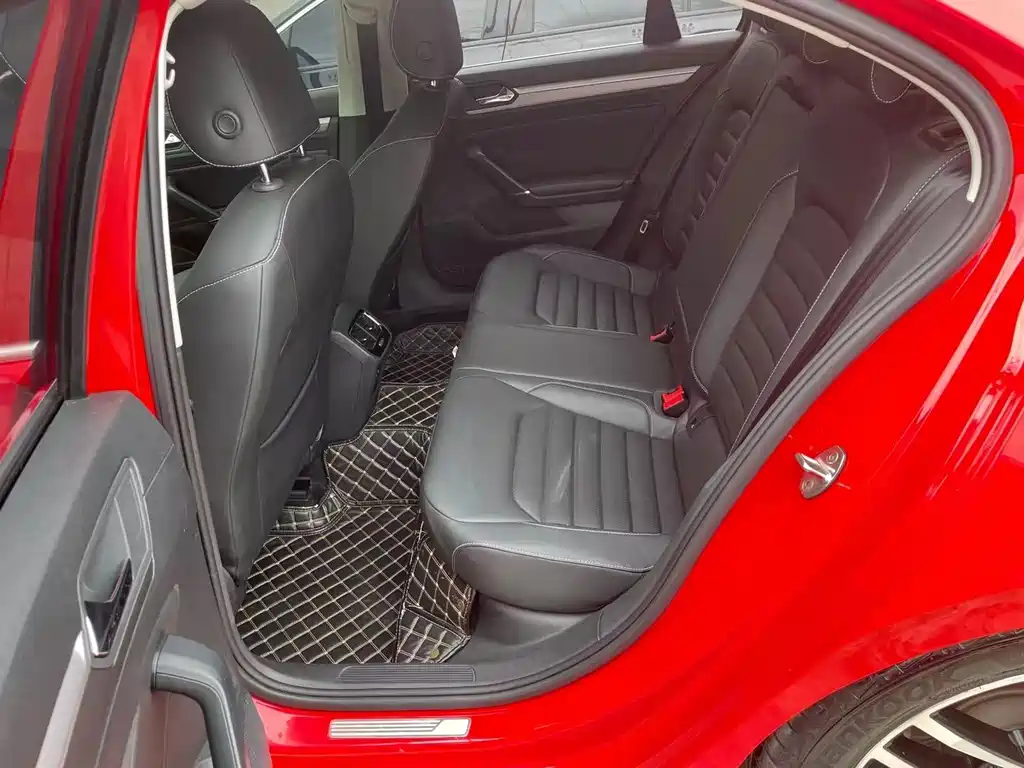 Lamando 280 TSI DSG Comfort CN-V