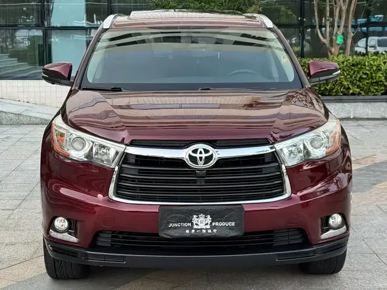 Toyota Highlander 2.0 T 4 WD Luxury 7-seat