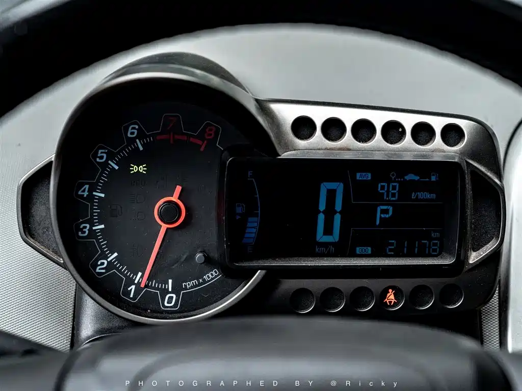 Aveo Hatchback 1.6 L AT SX