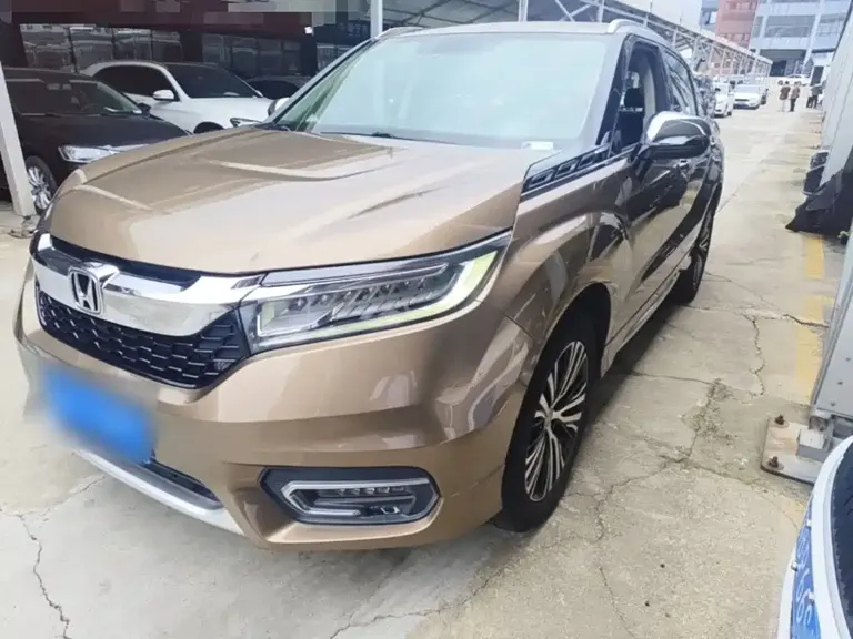 Honda Avancier 370 TURBO 4 WD Premium