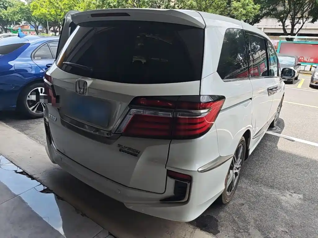 Elysion 2.0 L Hybrid Luxury
