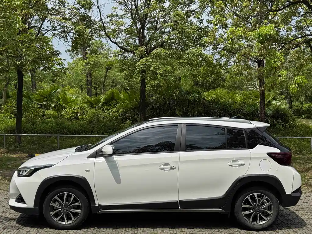 YARiS L Zhixuan Zhixuan X 1.5 L CVT Luxury PLUS