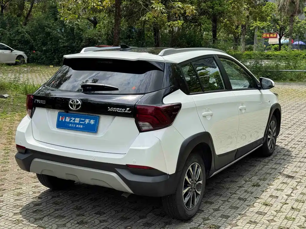 YARiS L Zhixuan Zhixuan X 1.5 L CVT Luxury PLUS