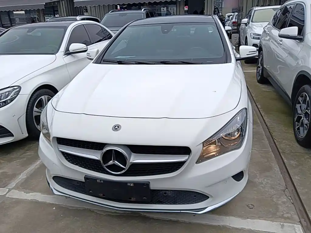 Mercedes-Benz CLA (Import) CLA 200 Dynamic