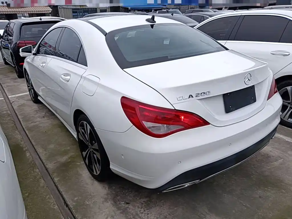 Mercedes-Benz CLA (Import) CLA 200 Dynamic