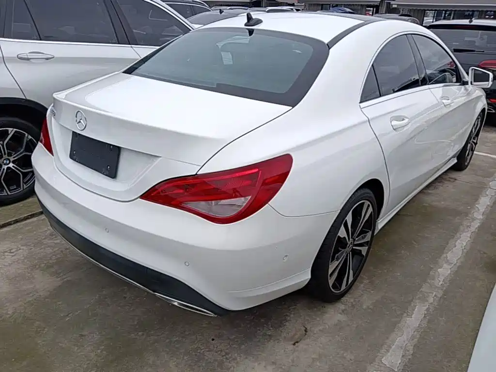Mercedes-Benz CLA (Import) CLA 200 Dynamic