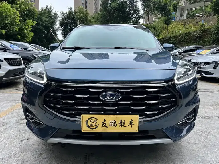 Ford Escape EcoBoost 245 4 WD Joy Enjoyment