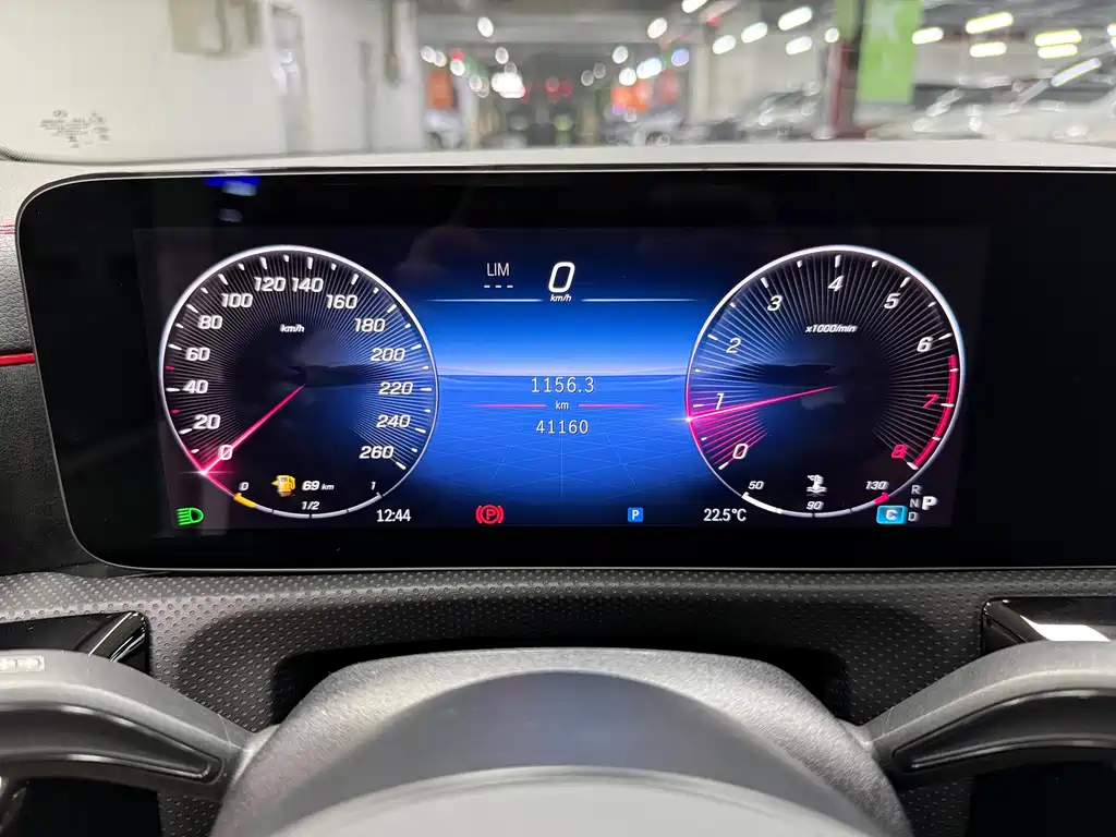 Mercedes-Benz CLA (Import) CLA 200