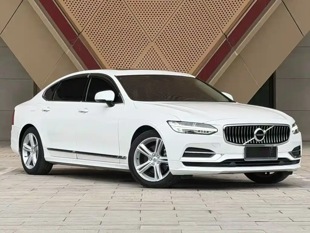Volvo S90 T4 Smart Ease