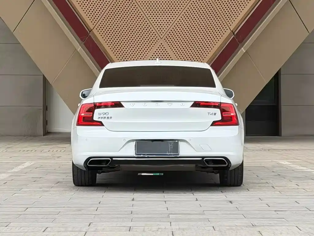 Volvo S90 T4 Smart Ease