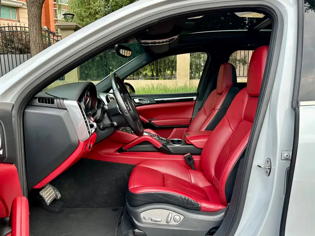Cayenne Cayenne Platinum Edition 3.0 T