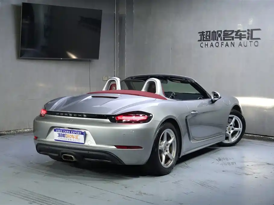 Porsche 718 Boxster 2.0 T