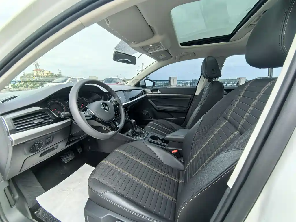 Lavida 280 TSI DSG Comfort