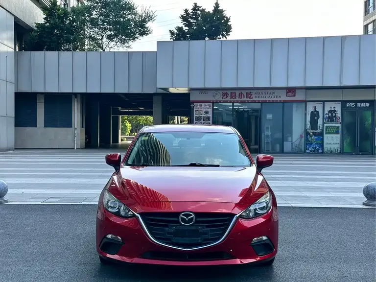 Mazda 3 Axela Sedan 1.5 L Auto Comfort