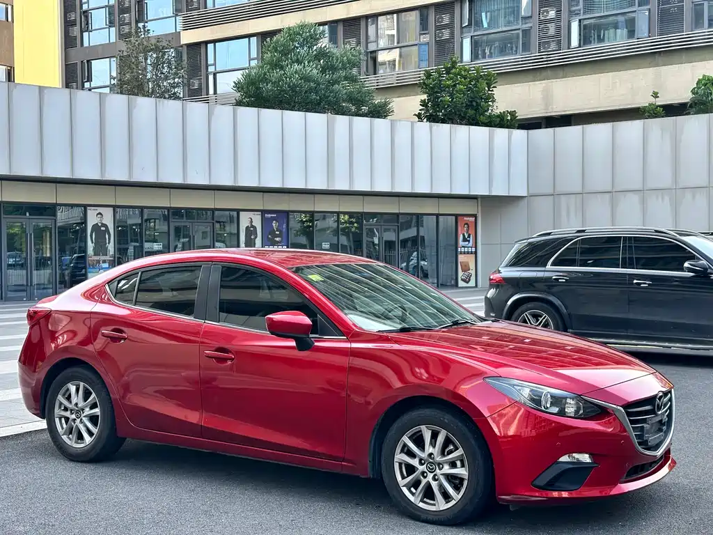 Mazda 3 Axela Sedan 1.5 L Auto Comfort
