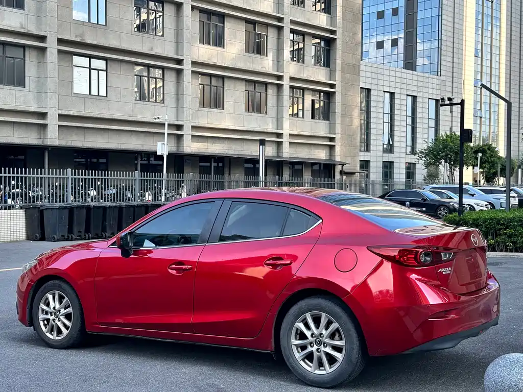 Mazda 3 Axela Sedan 1.5 L Auto Comfort