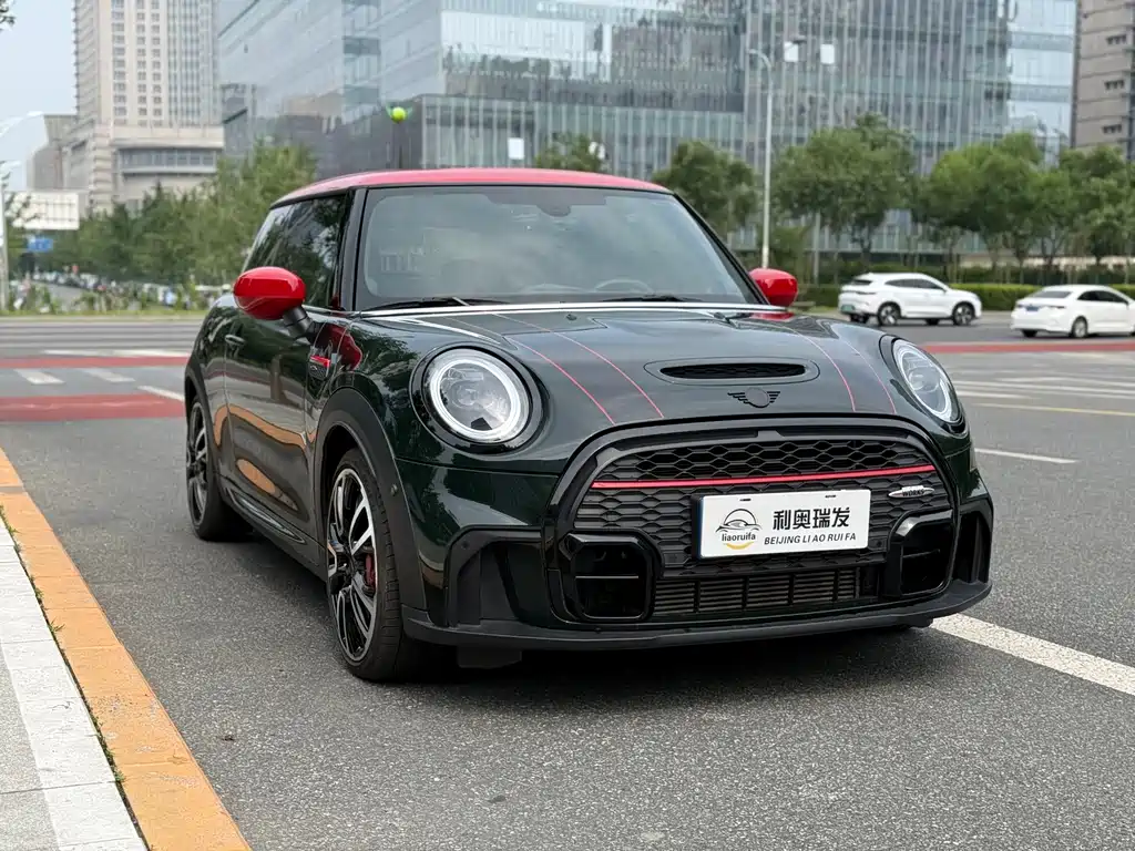 MINI JCW Facelift 2.0 T JOHN COOPER WORKS ALL-IN