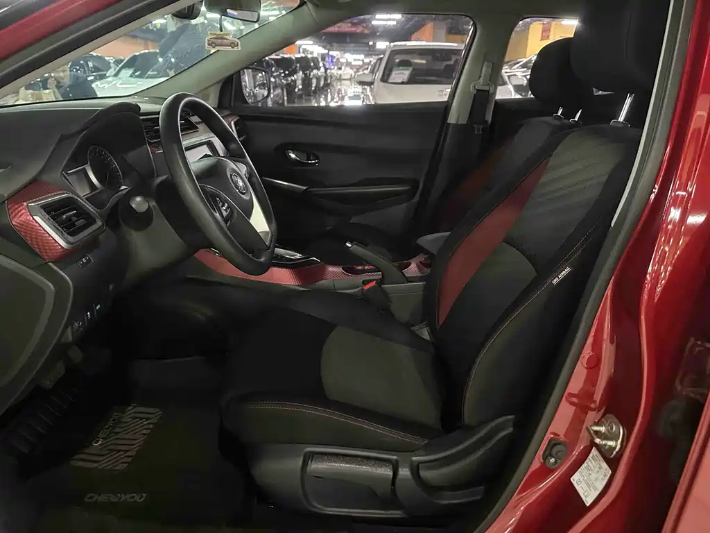 Lannia 蓝鸟 2018款 1.6 L CVT智酷潮音版