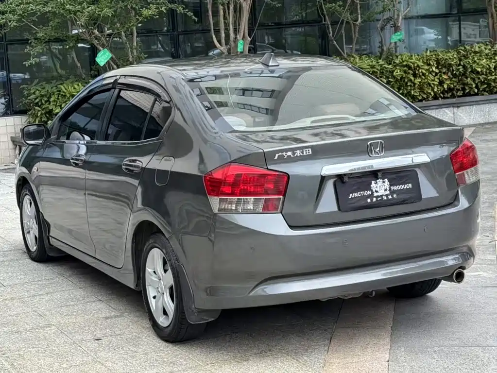 City Classic 1.5 L Manual Comfort