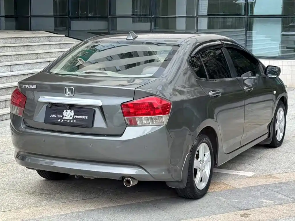 City Classic 1.5 L Manual Comfort