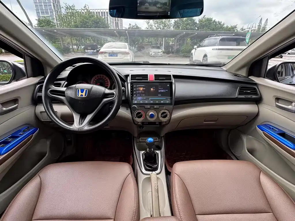 City Classic 1.5 L Manual Comfort