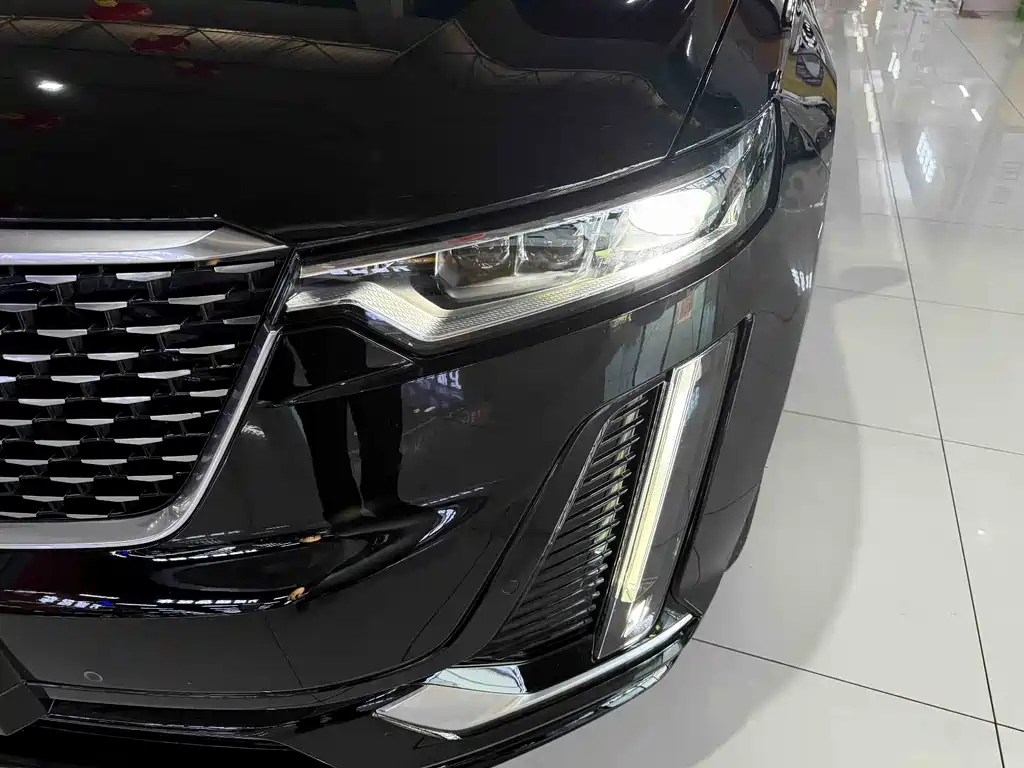 Cadillac XT6 2.0 T 6-seat 4 WD Luxury