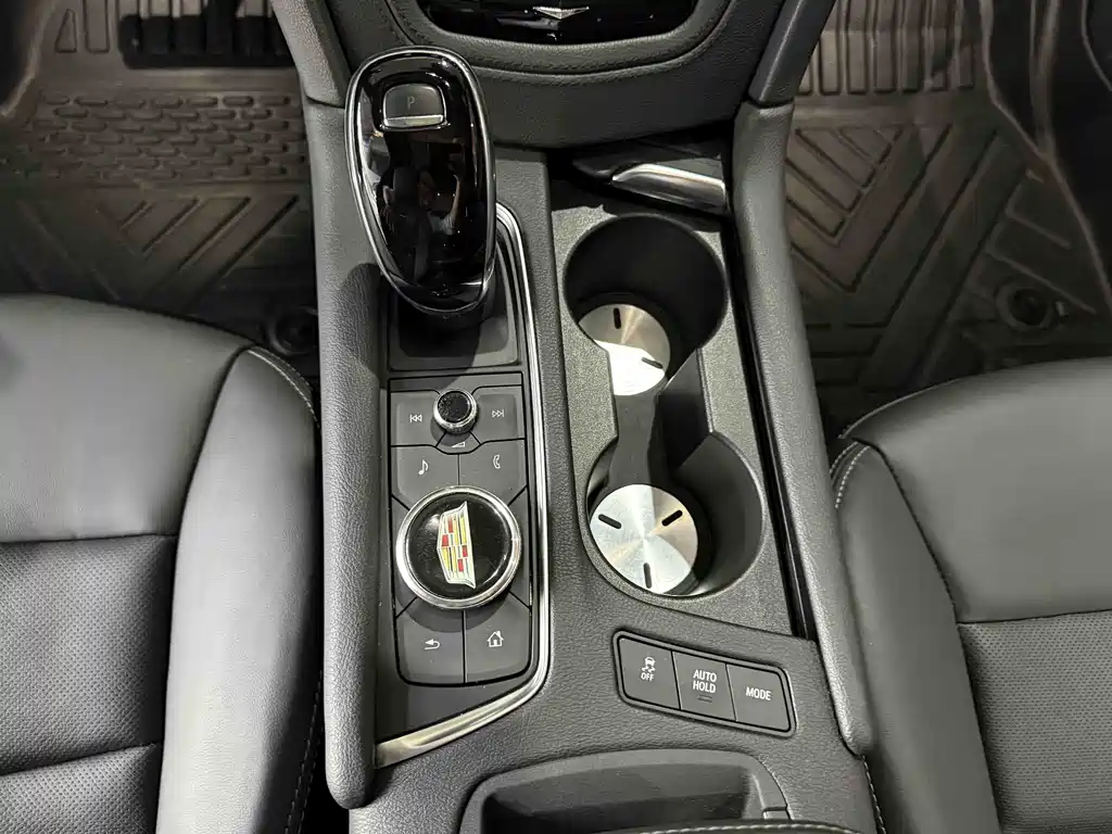 Cadillac XT6 2.0 T 6-seat 4 WD Luxury