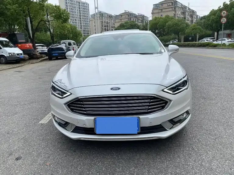 Ford Mondeo EcoBoost 245 Luxury Sport