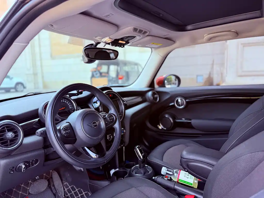 MINI 1.5 T ONE PLUS