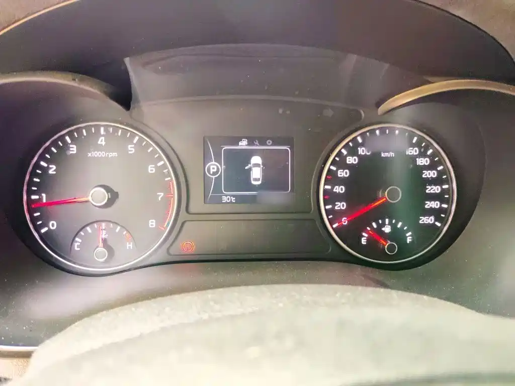 Kia K5 1.6 T Auto LUX