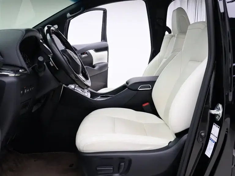 Lexus LM 300 h 7-seat Elegant