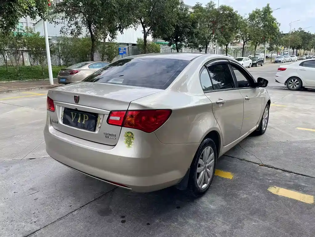 Roewe 350 1.5 L Auto Swift Joy