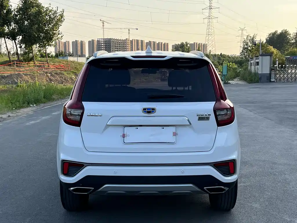 Vision X6 1.8 L Manual 4 G Connected Luxury