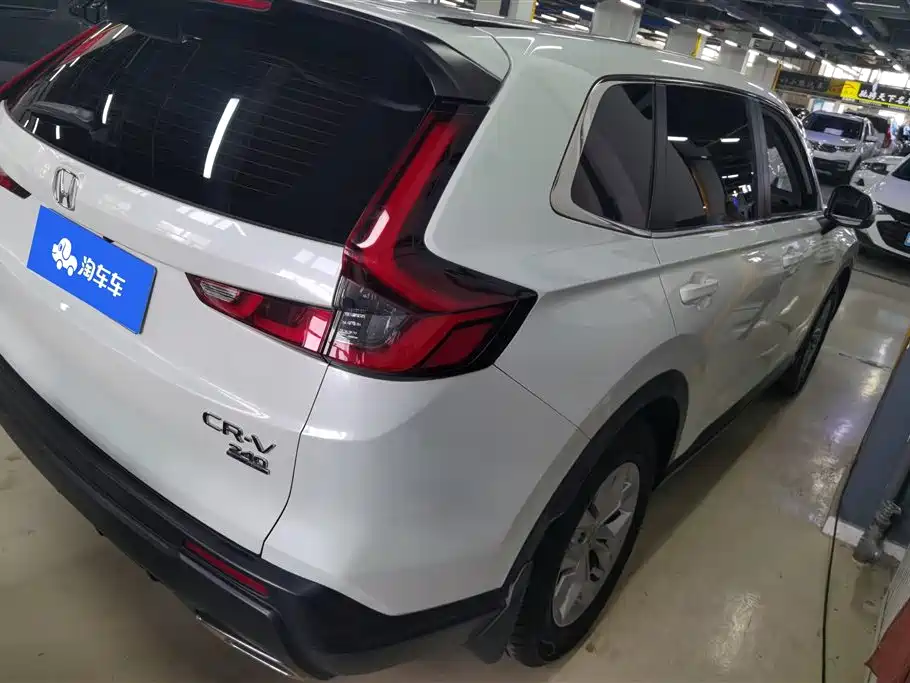 Honda CR-V 240 TURBO 2 WD Vitality 5-seat