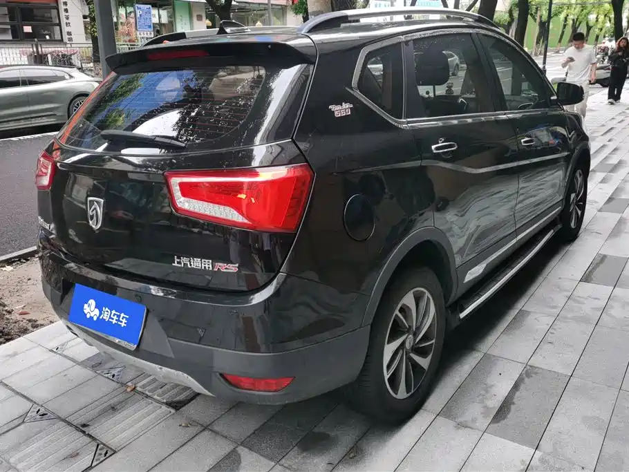 Baojun 560 1.8 L Manual Luxury