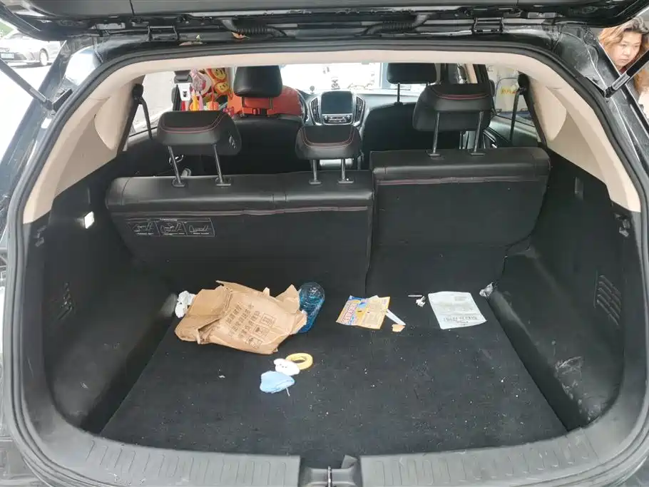 Baojun 560 1.8 L Manual Luxury