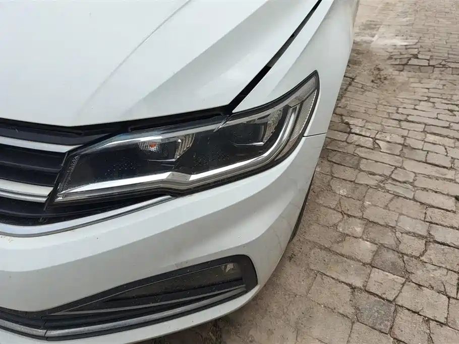 Bora 1.5 L Auto Comfort