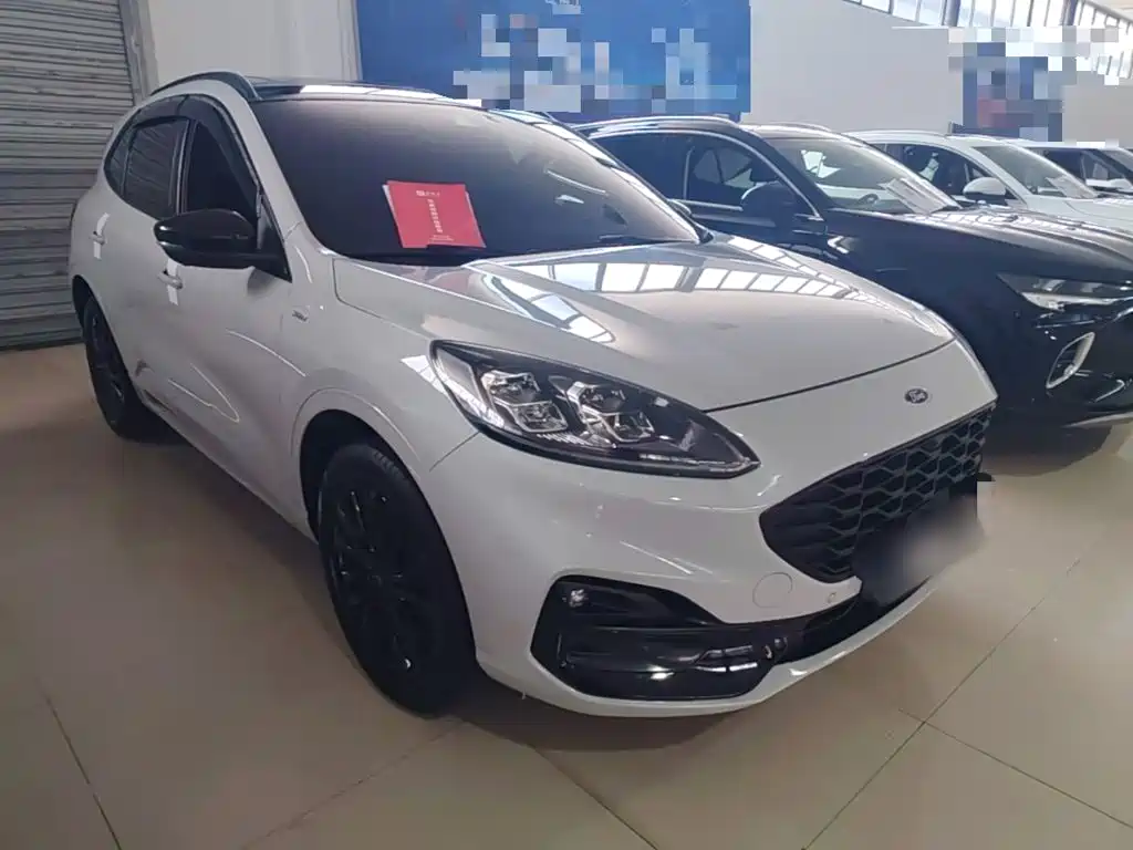 Escape EcoBoost 245 4 WD Indulge ST-Line Pro