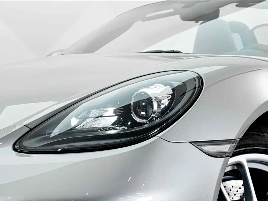 Porsche 718 Boxster 2.0 T