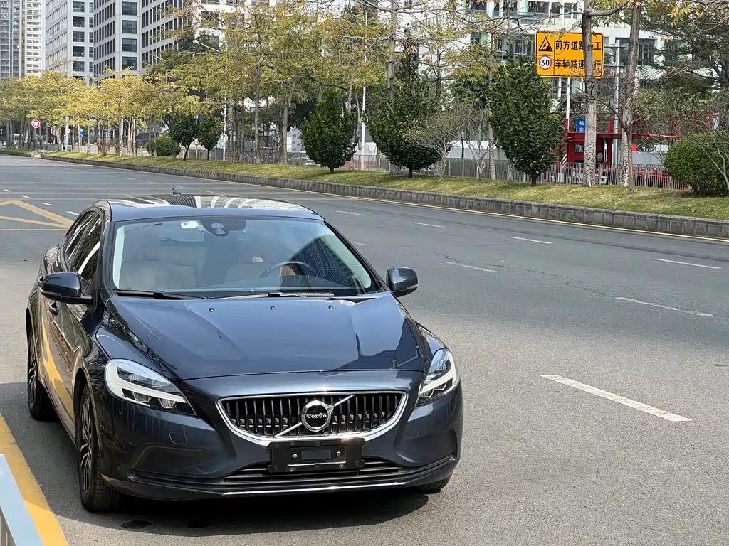 Volvo V40 T3 Smart Ease