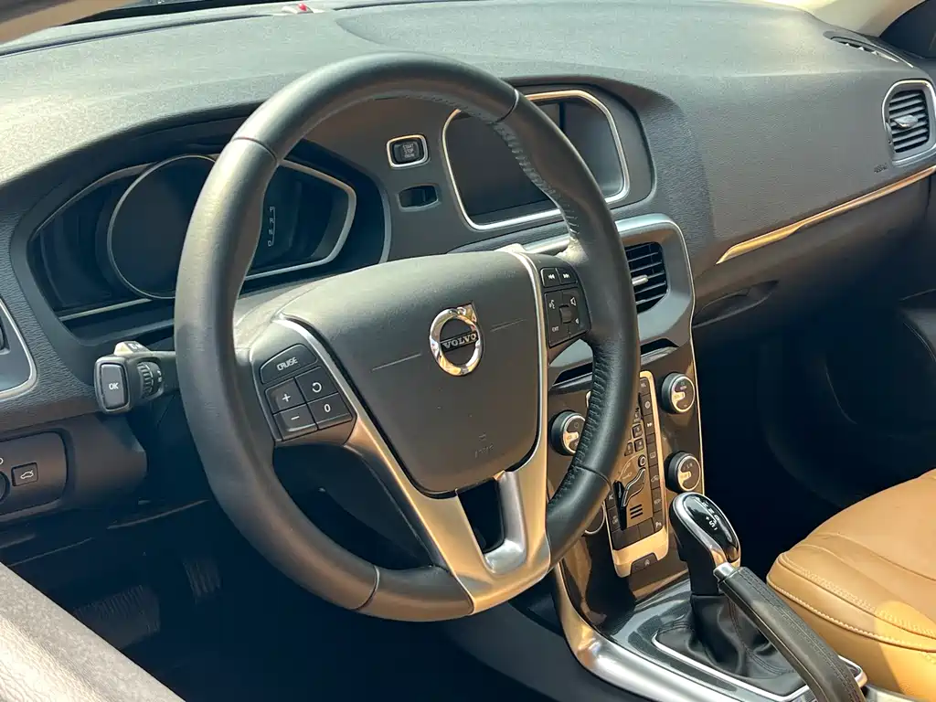Volvo V40 T3 Smart Ease