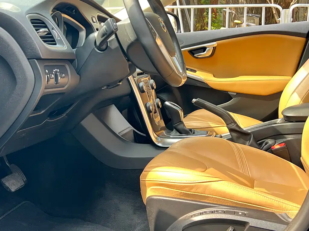 Volvo V40 T3 Smart Ease